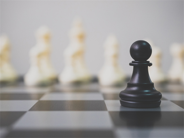 一旦跑偏就會失去競爭力：如何讓戰略持續生效？