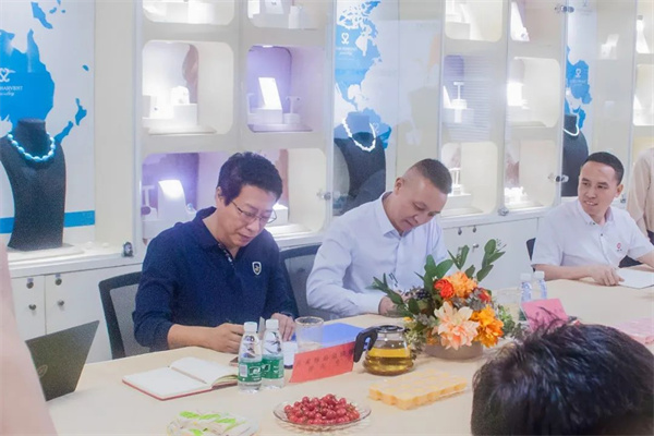 東莞市升禾飾品有限公司管理升級總結(jié)大會 東莞市升禾飾品有限公司管理升級總結(jié)大會