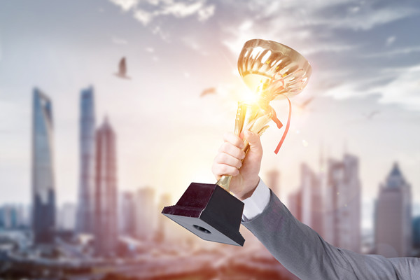 如何設(shè)計(jì)以績(jī)效為基礎(chǔ)的薪酬和獎(jiǎng)勵(lì)體系? 如何設(shè)計(jì)以績(jī)效為基礎(chǔ)的薪酬和獎(jiǎng)勵(lì)體系?