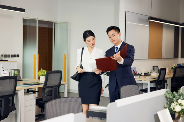 客戶服務:優質的服務可以增加客戶滿意度和忠誠度 客戶服務:優質的服務可以增加客戶滿意度和忠誠度