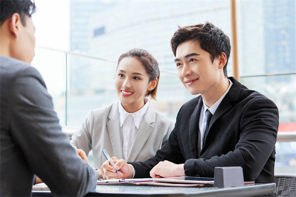 招聘與選拔的藝術:發掘并培養未來的企業之星 招聘與選拔的藝術:發掘并培養未來的企業之星
