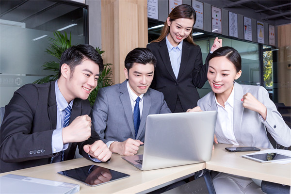 人力資源管理新篇章:打造高效團(tuán)隊(duì),驅(qū)動(dòng)企業(yè)騰飛 人力資源管理新篇章:打造高效團(tuán)隊(duì),驅(qū)動(dòng)企業(yè)騰飛