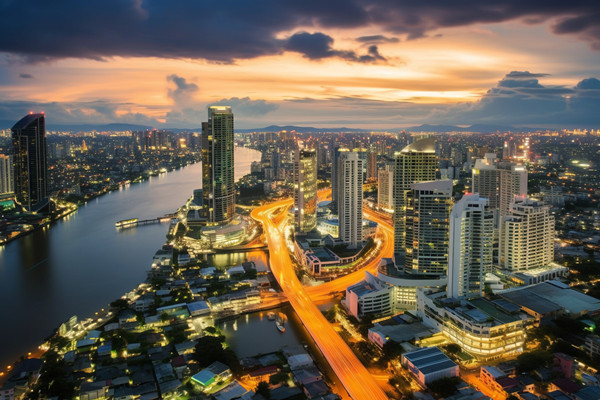 集團管控創新實踐,引領行業發展趨勢與變革 集團管控創新實踐,引領行業發展趨勢與變革