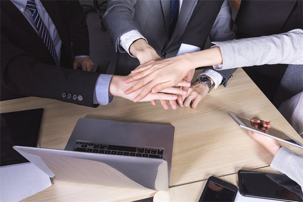 跨部門溝通與協作:企業管理中的挑戰與解決方案? 跨部門溝通與協作:企業管理中的挑戰與解決方案?