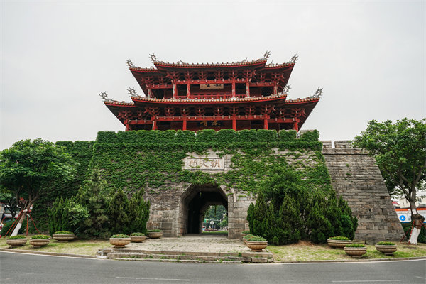 管理咨詢?nèi)绾沃θ萜髽I(yè)突破發(fā)展瓶頸? 管理咨詢?nèi)绾沃θ萜髽I(yè)突破發(fā)展瓶頸?