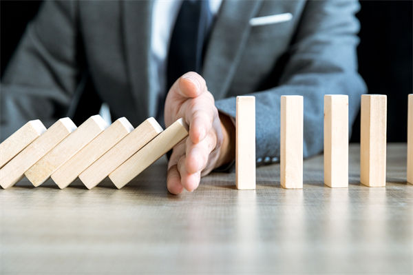 怎樣評估，年度經(jīng)營計劃的實施效果與預(yù)期是否一致？